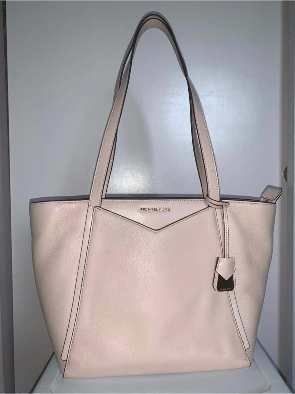 Michael Kors Leather Bag
